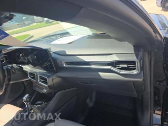 2025 Ford Mustang GT Premium Coupe – miniatura 16