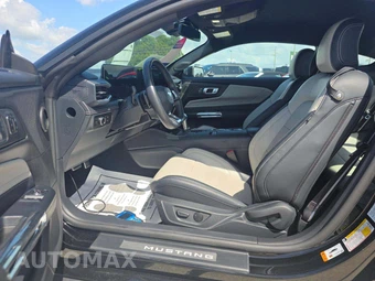 2025 Ford Mustang GT Premium Coupe – miniatura 3