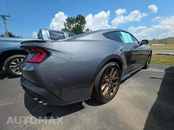 2025 Ford Mustang GT Premium Coupe – miniatura 3
