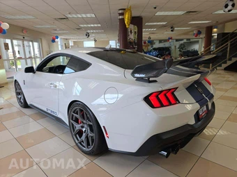 2025 Ford Mustang GT Premium Coupe – miniatura 2