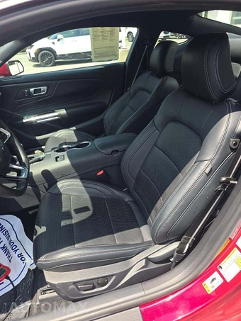 2025 Ford Mustang GT Premium Coupe – miniatura 6