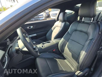 2025 Ford Mustang GT Premium Coupe - miniatura 3