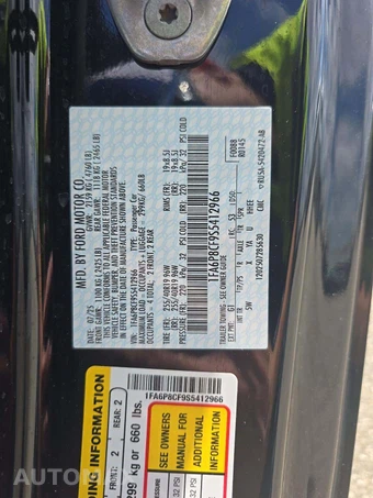 2025 Ford Mustang GT Premium Coupe – miniatura 2