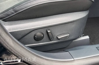 2025 Ford Mustang Mach-E GT Performance Edition - miniatura 15