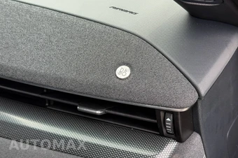2025 Ford Mustang Mach-E GT Performance Edition - miniatura 16