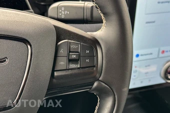 2025 Ford Mustang Mach-E GT Performance Edition - miniatura 31