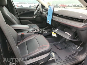 2025 Ford Mustang Mach-E Premium - miniatura 8