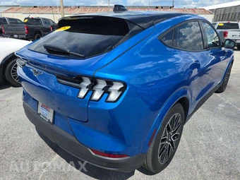 2025 Ford Mustang Mach-E Premium - miniatura 3
