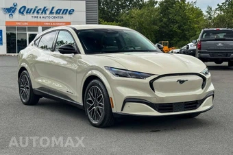 2025 Ford Mustang Mach-E Premium - samochód z USA z aukcji Manheim, oferta Kup Teraz w AUTOMAX