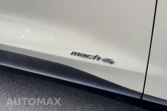 2025 Ford Mustang Mach-E Premium - miniatura 10