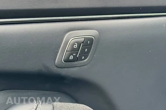 2025 Ford Mustang Mach-E Premium - miniatura 26