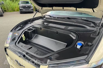 2025 Ford Mustang Mach-E Premium - miniatura 34