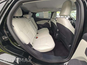 2025 Ford Mustang Mach-E Premium – miniatura 17