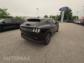 2025 Ford Mustang Mach-E Premium – miniatura 3