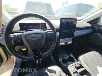 2025 Ford Mustang Mach-E Select - miniatura 11