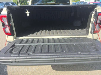 2025 Ford Ranger LARIAT Crew Cab Medium Bed - miniatura 11