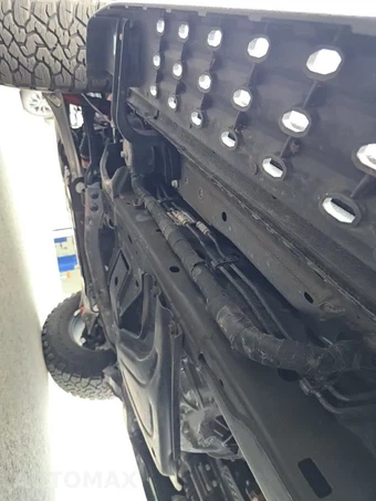 2025 Ford Ranger Raptor Crew Cab Medium Bed - miniatura 23