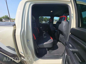 2025 Ford Ranger Raptor Crew Cab Medium Bed - miniatura 13