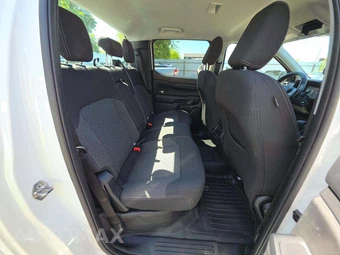2025 Ford Ranger XL Crew Cab Medium Bed - miniatura 16