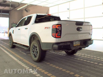 2025 Ford Ranger XLT Crew Cab Medium Bed - miniatura 6