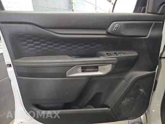 2025 Ford Ranger XLT Crew Cab Medium Bed - miniatura 9