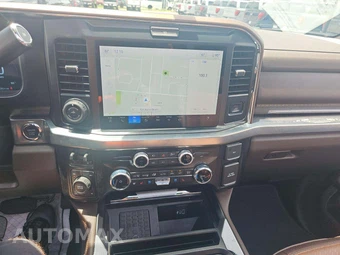 2025 Ford Super Duty F-250 King Ranch Crew Cab Long Bed - miniatura 7