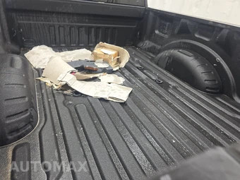 2025 Ford Super Duty F-250 King Ranch Crew Cab Medium Bed - miniatura 16