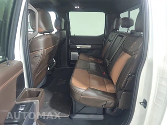 2025 Ford Super Duty F-250 King Ranch Crew Cab Medium Bed - miniatura 13