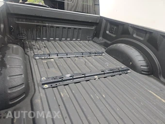 2025 Ford Super Duty F-250 King Ranch Crew Cab Medium Bed - miniatura 16
