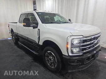 2025 Ford Super Duty F-250 King Ranch Crew Cab Medium Bed - miniatura 3