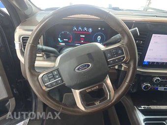 2025 Ford Super Duty F-250 King Ranch Crew Cab Medium Bed - miniatura 10