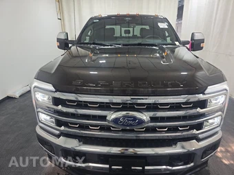2025 Ford Super Duty F-250 King Ranch Crew Cab Medium Bed - miniatura 2