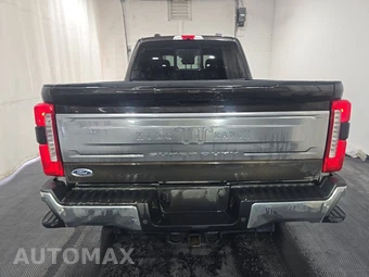 2025 Ford Super Duty F-250 King Ranch Crew Cab Medium Bed - miniatura 5