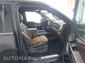 2025 Ford Super Duty F-250 King Ranch Crew Cab Medium Bed - miniatura 8