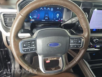 2025 Ford Super Duty F-250 King Ranch Crew Cab Medium Bed - miniatura 10