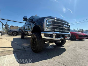 2025 Ford Super Duty F-250 King Ranch Crew Cab Medium Bed - miniatura 23