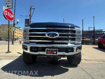 2025 Ford Super Duty F-250 King Ranch Crew Cab Medium Bed - miniatura 25