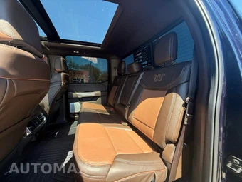 2025 Ford Super Duty F-250 King Ranch Crew Cab Medium Bed - miniatura 48