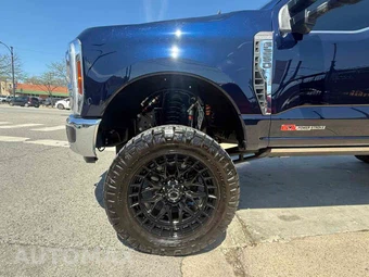 2025 Ford Super Duty F-250 King Ranch Crew Cab Medium Bed - miniatura 5