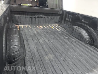2025 Ford Super Duty F-250 LARIAT Crew Cab Medium Bed - miniatura 16