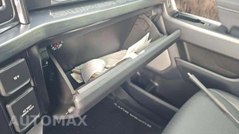 2025 Ford Super Duty F-250 LARIAT Crew Cab Medium Bed - miniatura 21