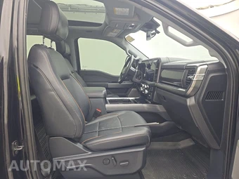 2025 Ford Super Duty F-250 LARIAT Crew Cab Medium Bed - miniatura 8