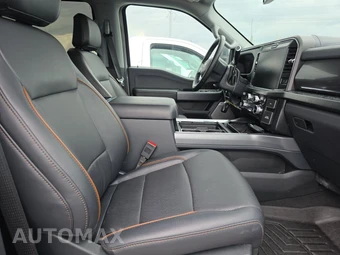 2025 Ford Super Duty F-250 Lariat Crew Cab Medium Bed - miniatura 8