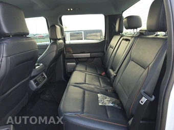 2025 Ford Super Duty F-250 Lariat Crew Cab Medium Bed - miniatura 13