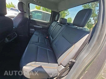 2025 Ford Super Duty F-250 Lariat Crew Cab Medium Bed - miniatura 13