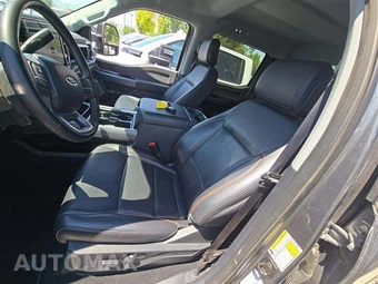 2025 Ford Super Duty F-250 Lariat Crew Cab Medium Bed - miniatura 6