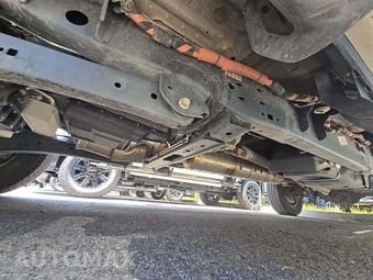 2025 Ford Super Duty F-250 Lariat Crew Cab Medium Bed - miniatura 7