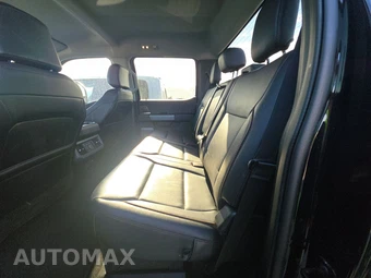 2025 Ford Super Duty F-250 Lariat Crew Cab Medium Bed - miniatura 13