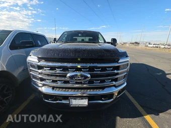 2025 Ford Super Duty F-250 Lariat Crew Cab Medium Bed - miniatura 2