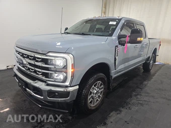 2025 Ford Super Duty F-250 LARIAT Crew Cab Medium Bed